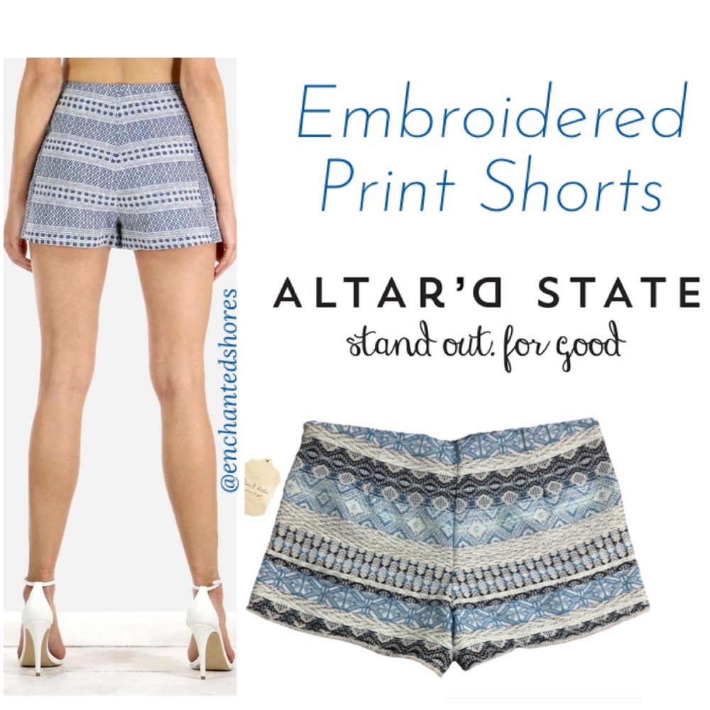 Altar’d State Shorts Raw Hem Tribal Aztec Boho Print Blue White Grey Size Large